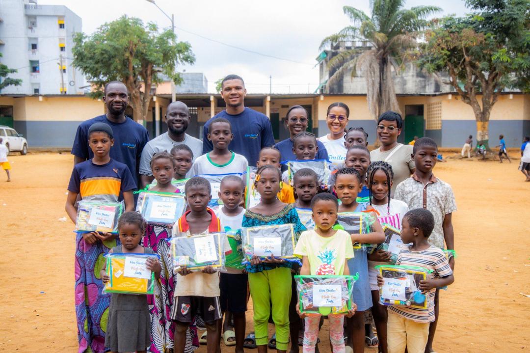 Rentree 2024 : 800 kits scolaires distribues dans 12 ecoles